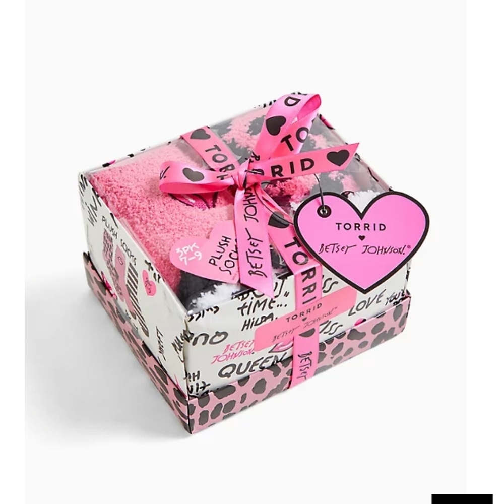 🆕 7-9 BETSEY JOHNSON / TORRID PINK & BLACK SOCKS PACK - PACK OF 3